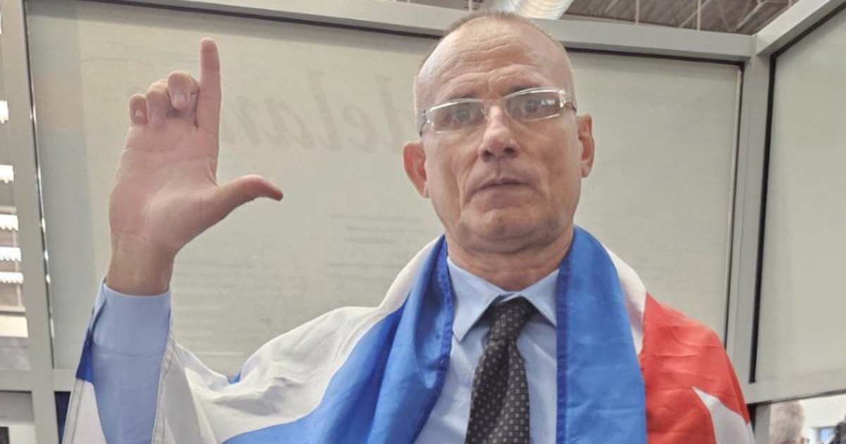 Cuba's Future at Stake: Ferrer Urges Military and Citizens to Join the Fight for Change