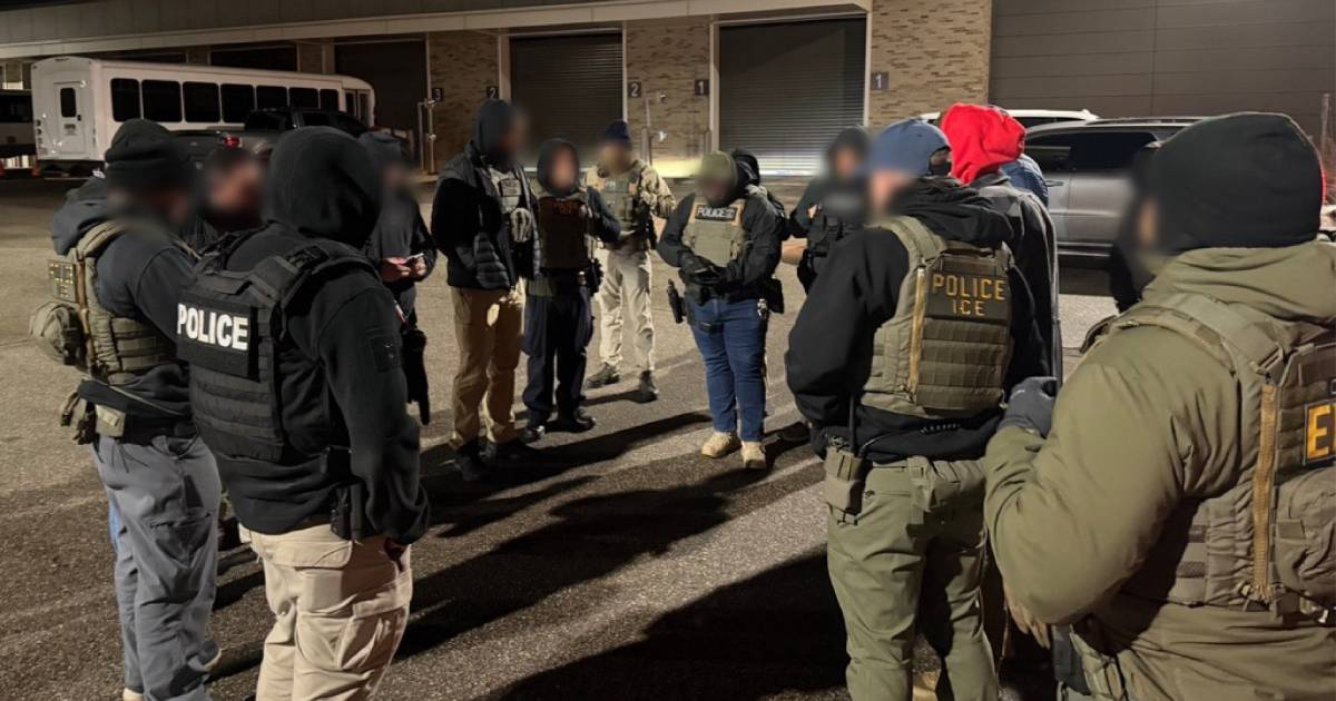 Immigration attorney explains when it is legal to record ICE raids and arrests in the U.S.