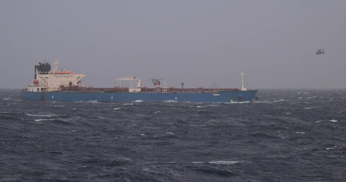 France intercepts a tanker from the "dark fleet" coming from Russia