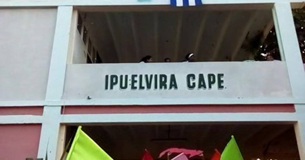 Student stabbed in Santiago de Cuba while returning home