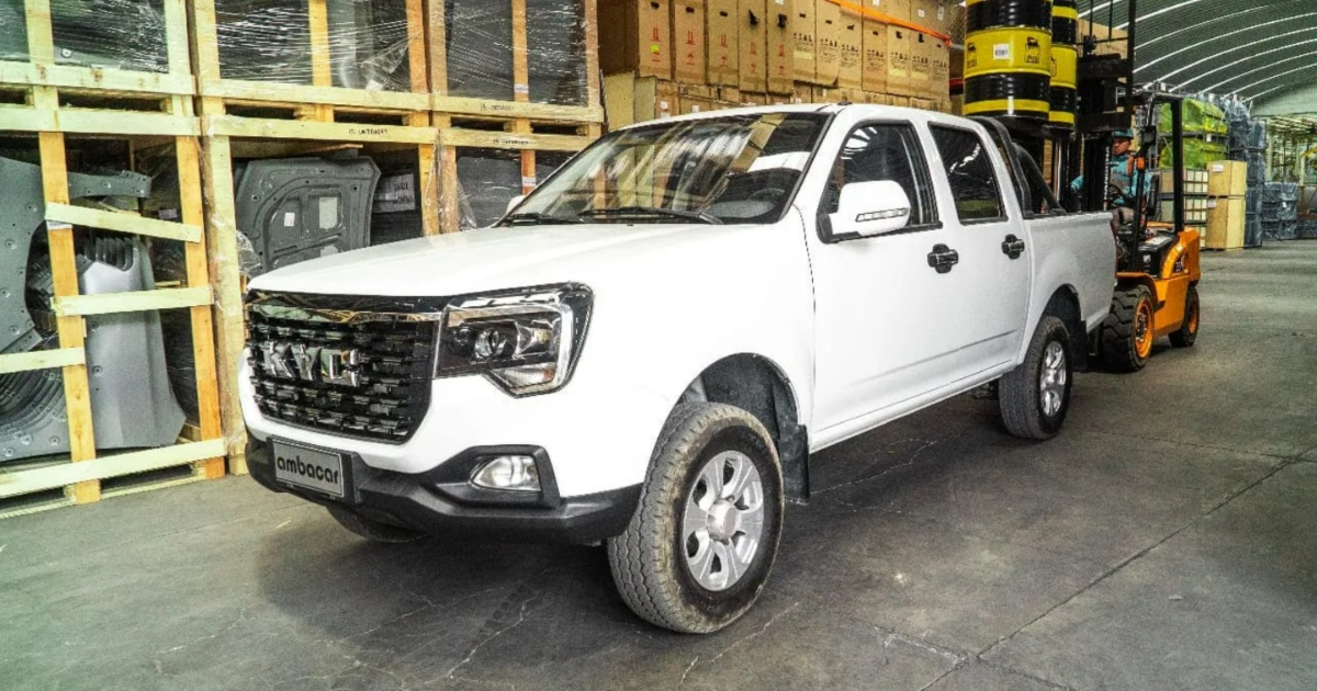 Chinese Pickup Trucks Priced at Nearly $30,000 Offered for Sale in Havana