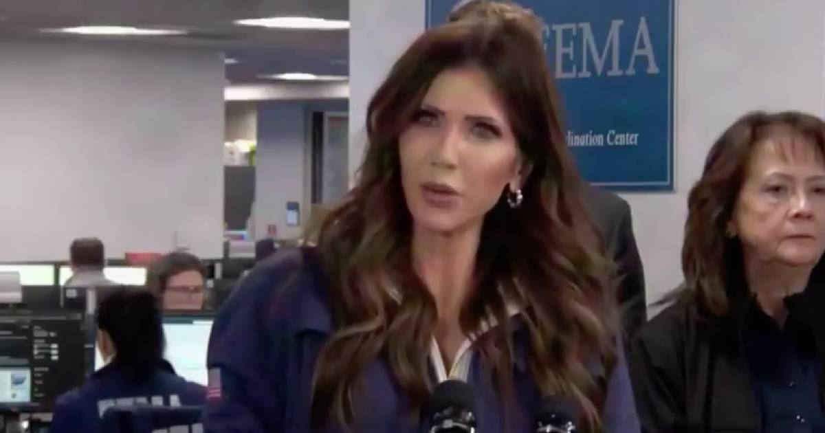 Kristi Noem Defends Federal Officers After Fatal Shooting of Nurse in Minneapolis