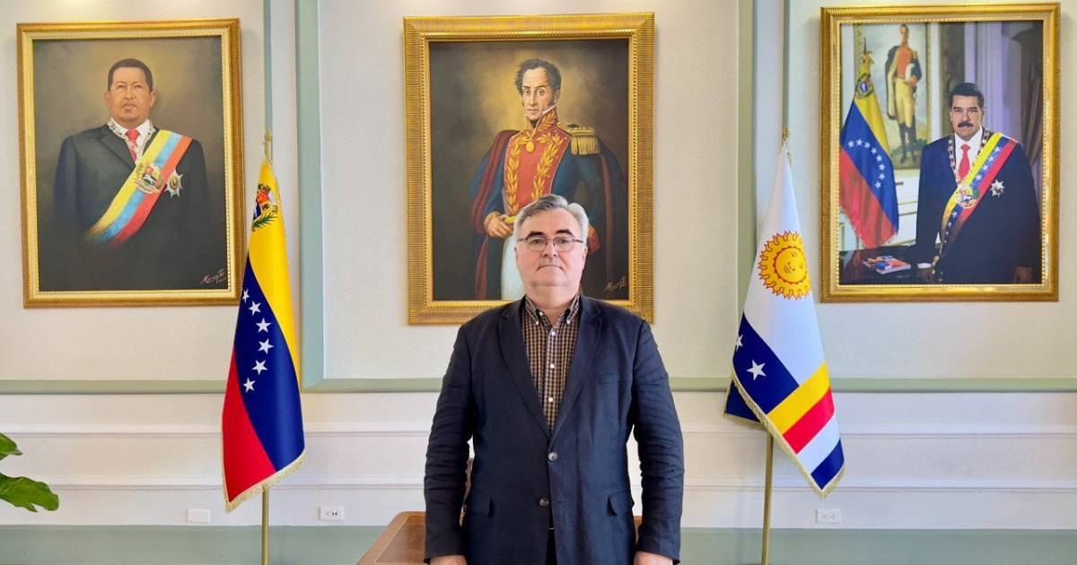 Russian Ambassador Claims Knowledge of Those Who Betrayed Maduro: Later Issues Clarification