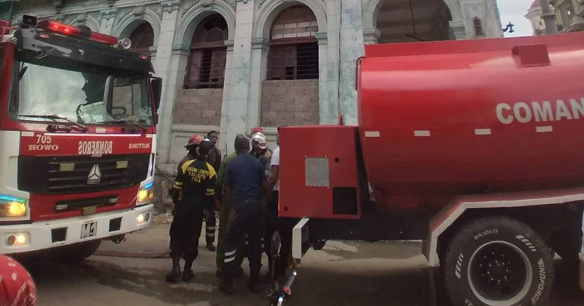 Fire in Galiano Building Sparks Concern Among Central Havana Residents