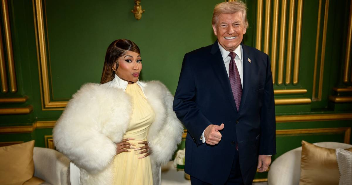 Nicki Minaj Declares Support for Donald Trump and Receives Exclusive Gold Card