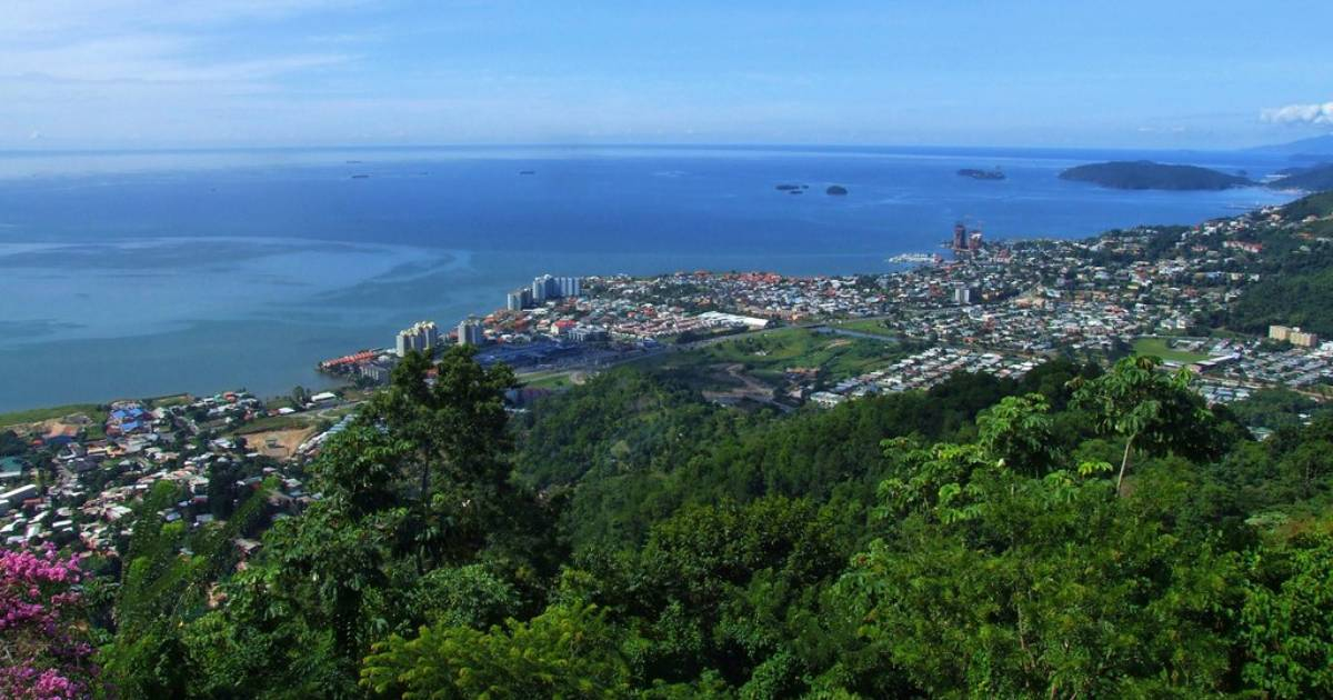 Cubans trapped in the failed start of the immigration registration in Trinidad and Tobago