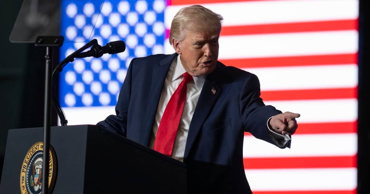 Trump threatens tariffs on countries that continue to send oil to Cuba