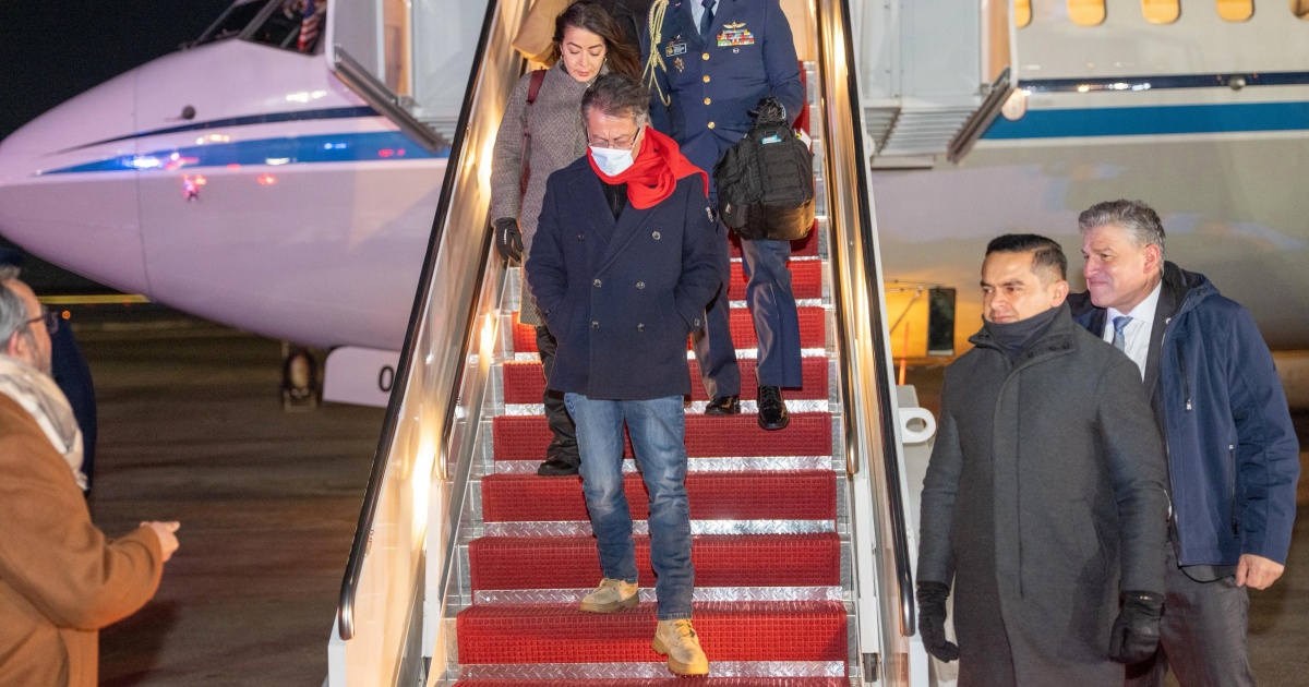 Gustavo Petro Arrives in Washington for High-Stakes Meeting with Trump: What's at Stake?