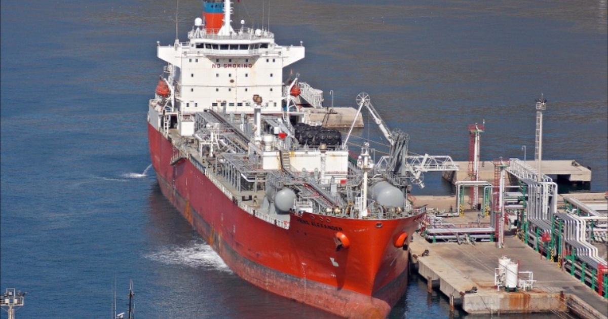 Tanquero Emilia returns to Cuba... but empty: What was the reason?