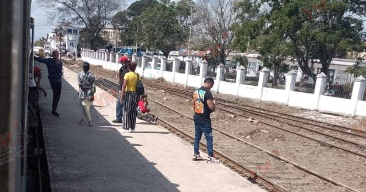 Once again: Havana-Santiago train leaves passengers stranded for hours in Camagüey