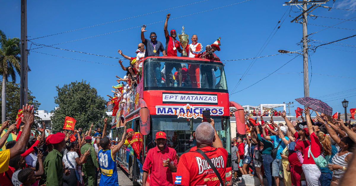 The Crocodiles return as champions and unleash a massive celebration in Matanzas