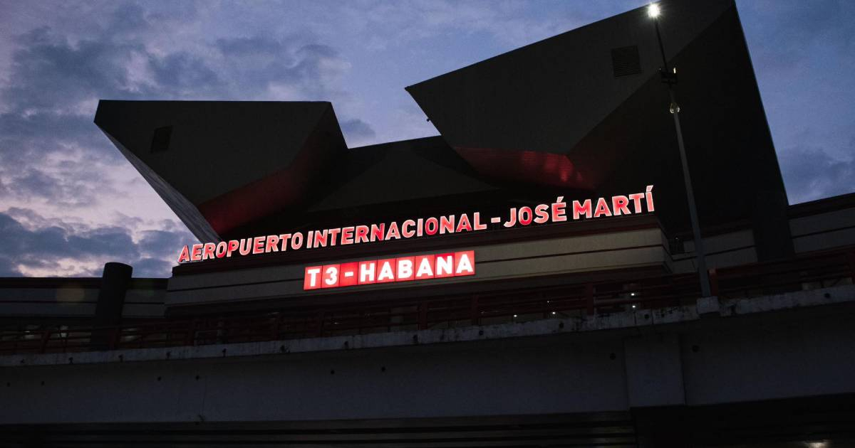 Closed hotels and more than 1,700 cancelled flights: Tourism exacerbates the collapse in Cuba