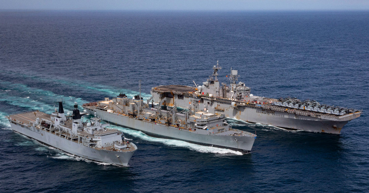 Without the Gerald Ford, Washington strengthens its control of the Caribbean with the amphibious group Iwo Jima