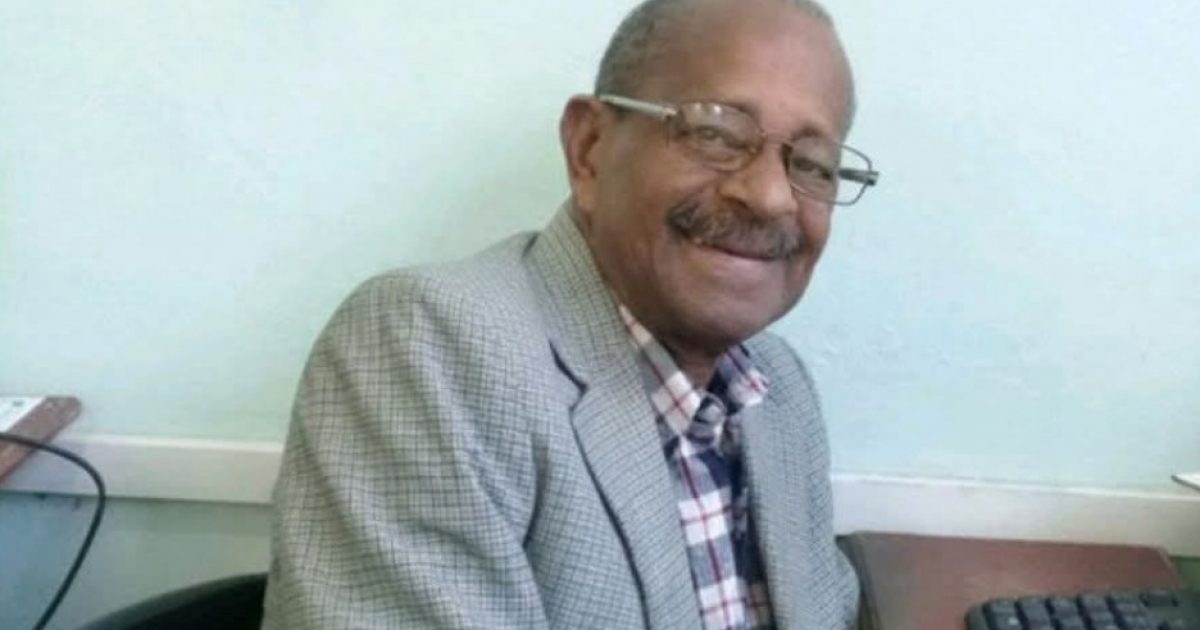 Mourning at the Central University of Las Villas for a professor