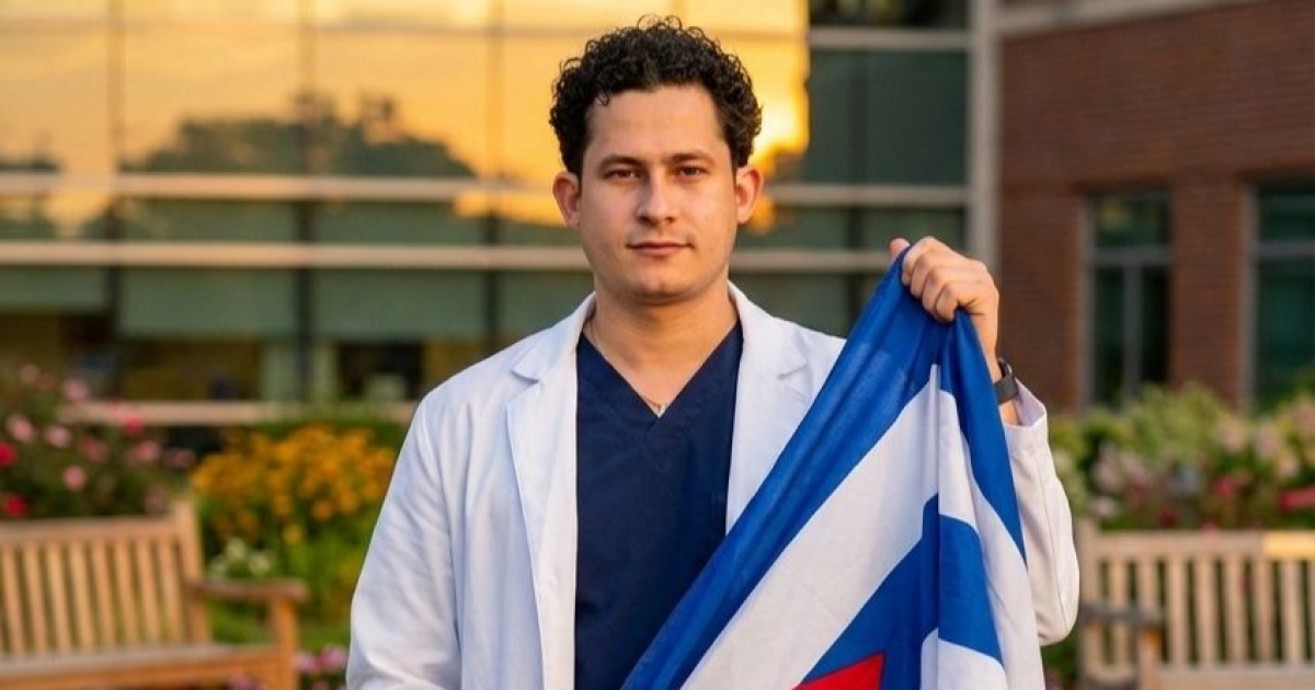 Doctor now prays for Cubans: "Lord, bless Cuba."
