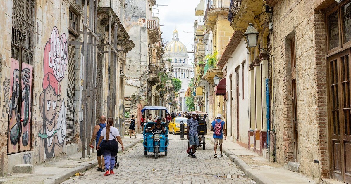 Caribbean countries advocate for "collective action" in support of Cuba but issue an implicit warning to the island