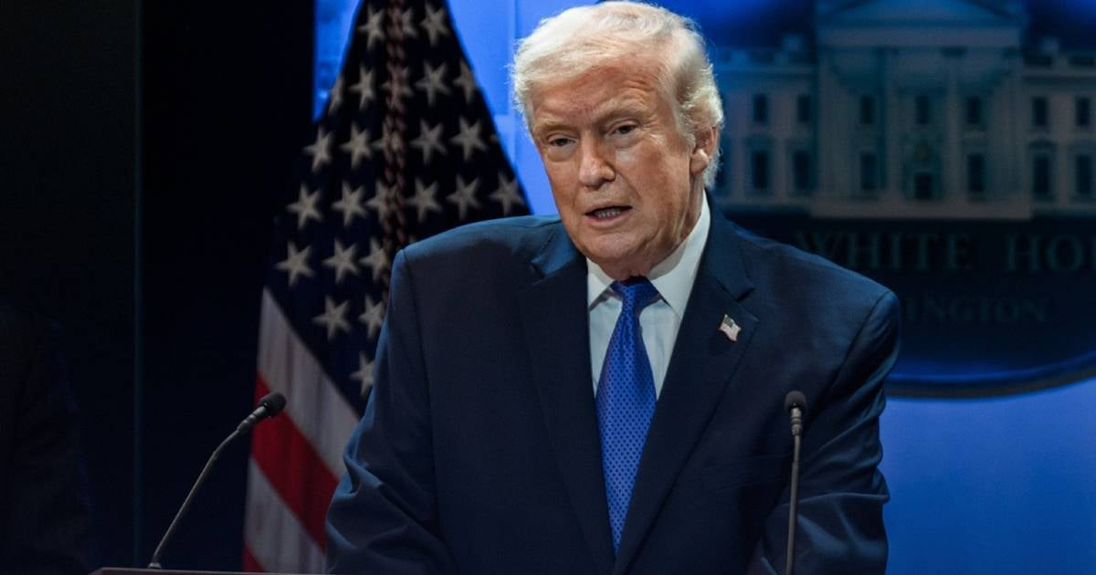 Trump will block the entry of migrants from "corrupt" countries into the U.S