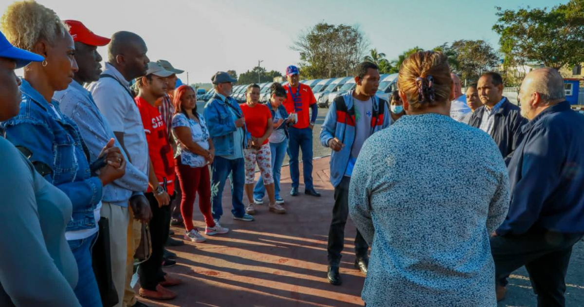 Manuel Marrero calls on Cubans to pick up trash this weekend: "We will continue to fight."