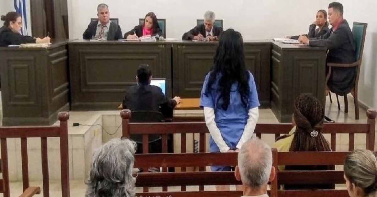 Postal Worker Sentenced to Four Years for Embezzling Pensions in Ciego de Ávila