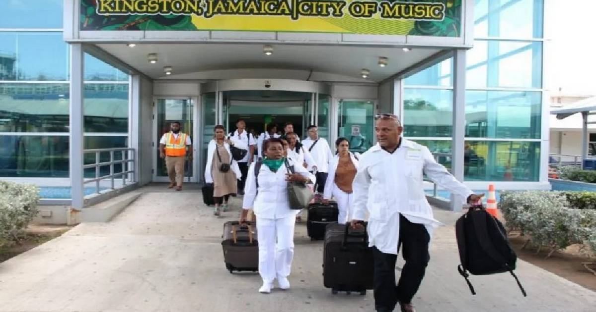 Cuba Blames U.S. Pressure for Withdrawal of Medical Brigade from Jamaica