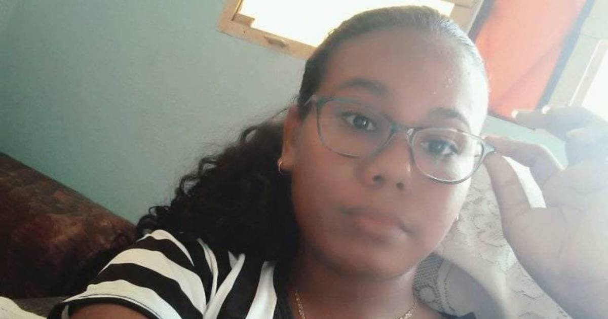 Repression in Cuba: State Security summons a young Cuban for an "interview" regarding her posts on Facebook