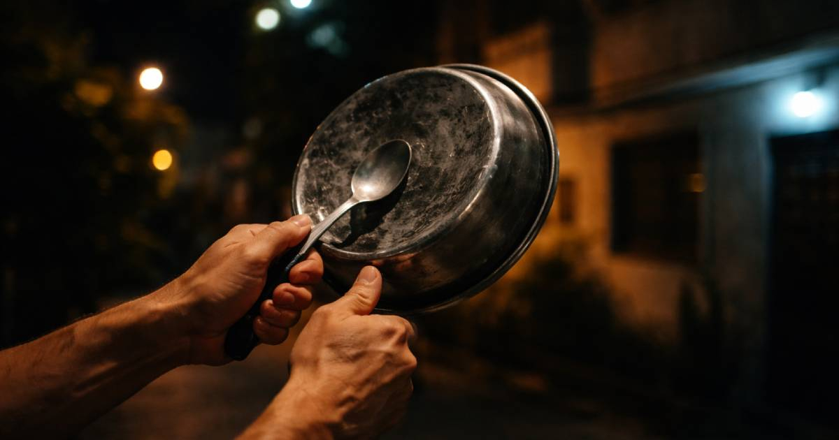 Pots and Pans Protest Echoes Through Havana's Palatino Neighborhood Amid Power Outages