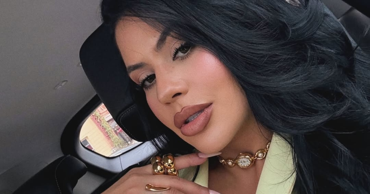 La Dura Flaunts Bikini Body, but Fans Focus on Tattoo Tribute to Jacob Forever: Still There?