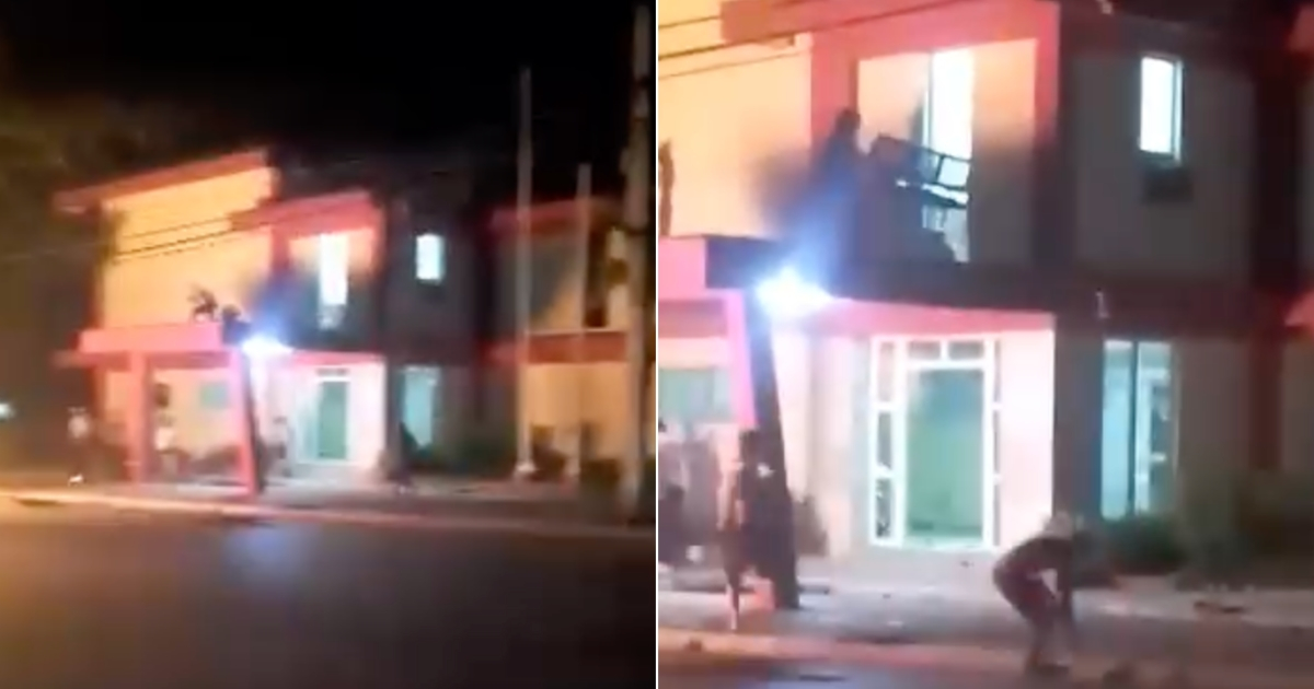 Cubans Set Fire to Communist Party Headquarters in Morón, Burn Propaganda