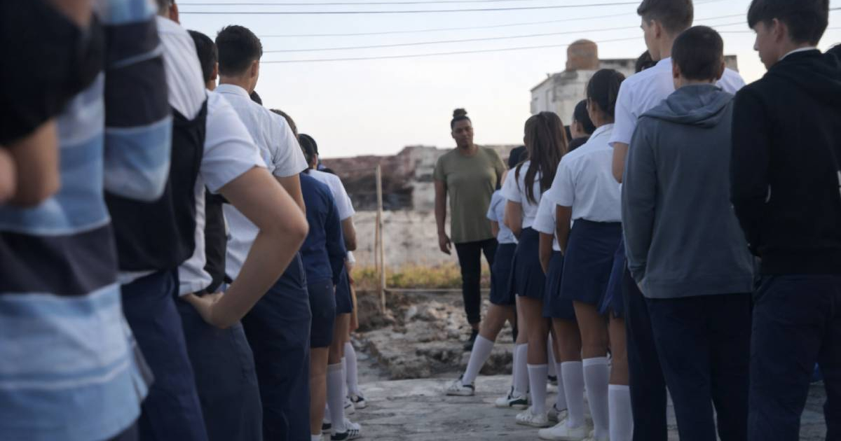 Teacher in Morón Sparks Controversy by Insisting: "This Is Not a Dictatorship"