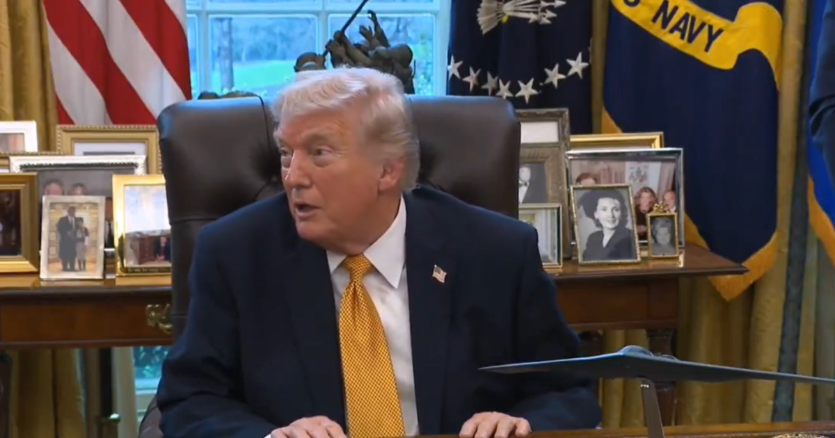 Trump Suggests He May Have the "Honor" of Taking Over Cuba