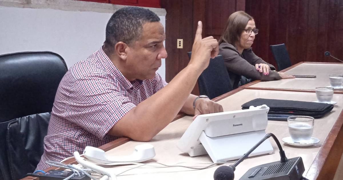 Amid National Blackout, Cuban Government Focuses on Quick Response Teams in Guantánamo