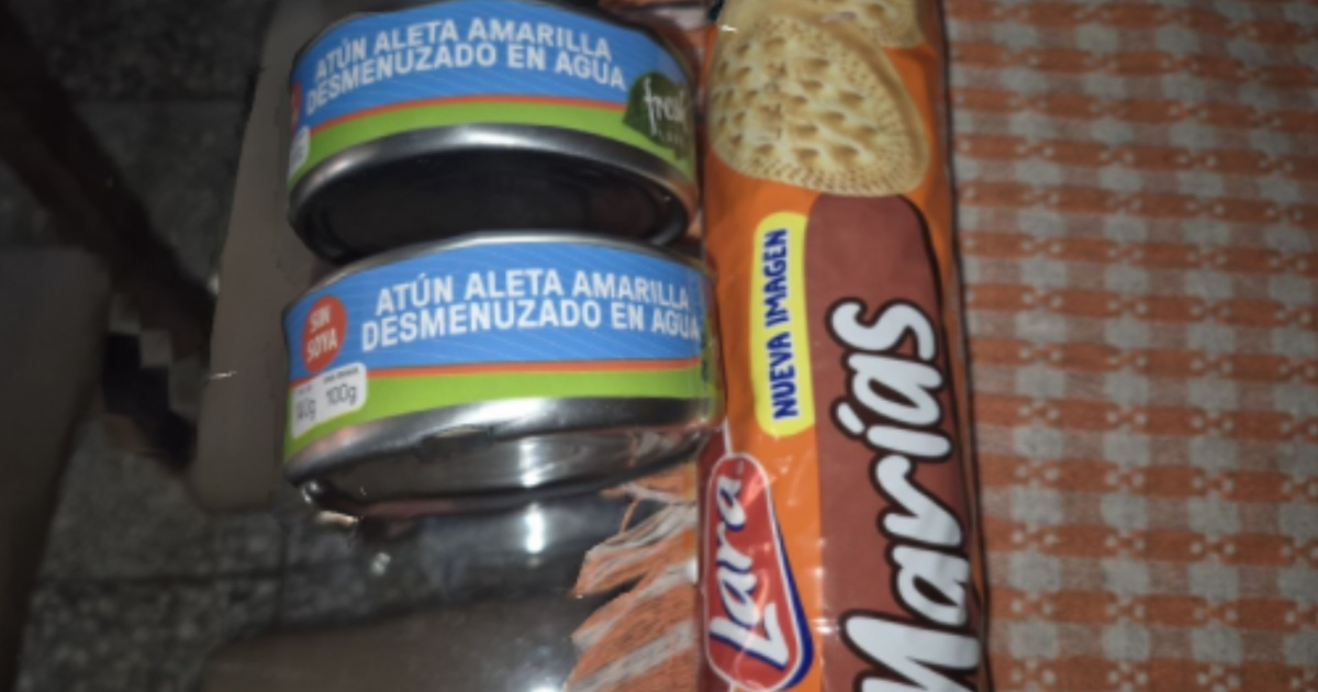 Mexican Aid to Cuban Child Falls Short: Just Cookies and Cans