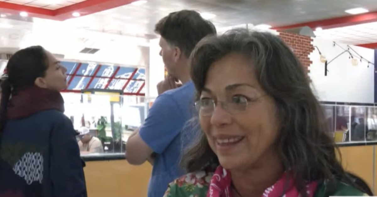 U.S. communists say they admire the "resilience and creativity" of the Cubans