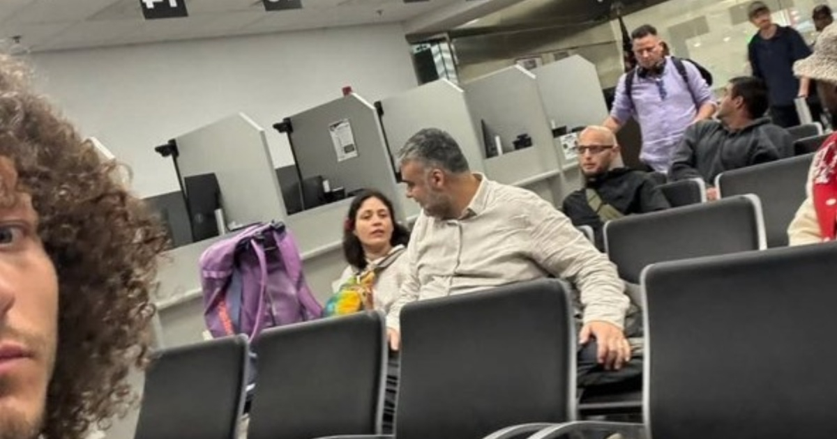 U.S. Activists from Nuestra América Convoy Held for Questioning in Miami After Cuba Trip