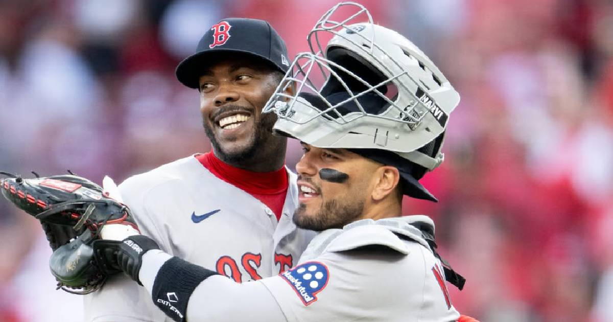 Aroldis Chapman Shines with Historic Save on MLB Opening Day