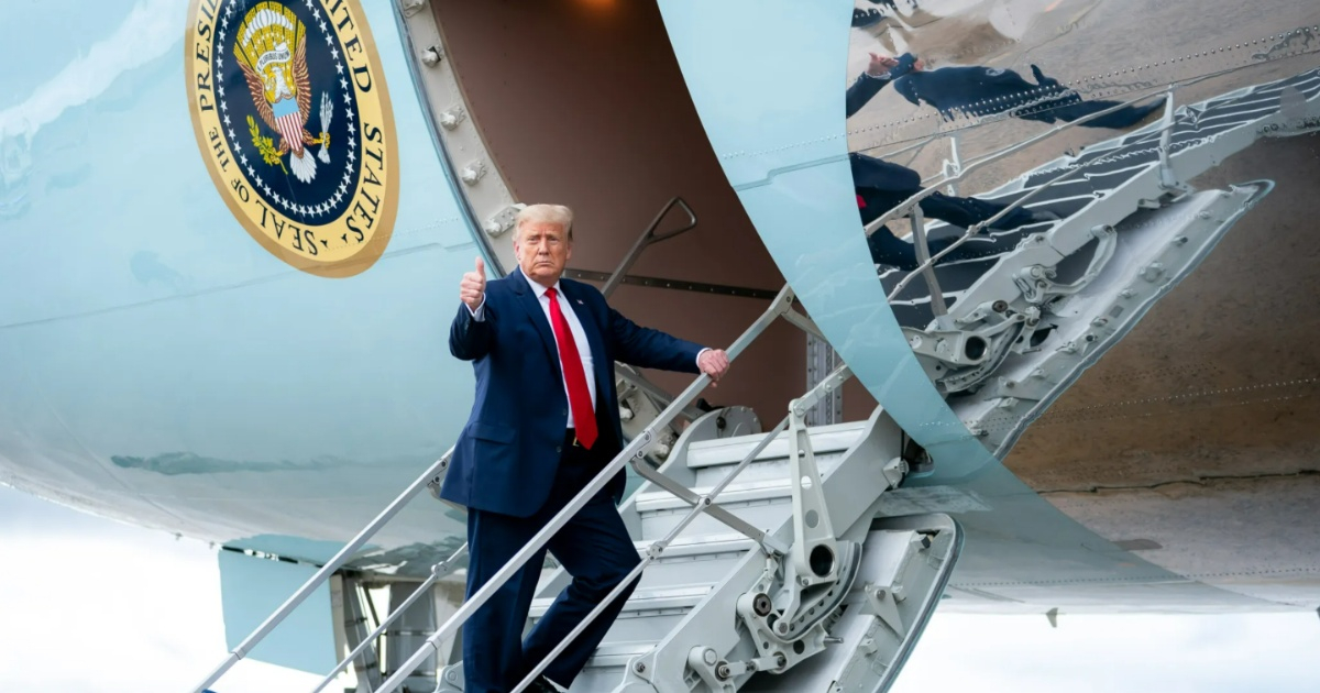 Trump on Cuba: "In a short time, it will fail, and we will be there to help."