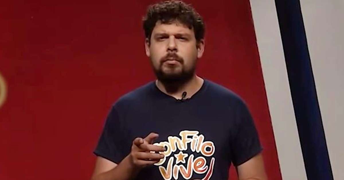 Con Filo Urged to Address Sandro Castro Interview Amid Criticism of Silence