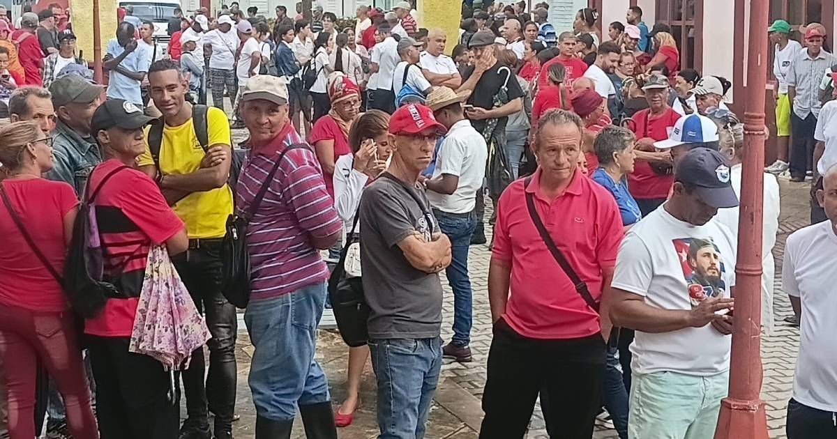 Antonio Maceo Wouldn't Have Landed: Official Event in Baracoa Sparks Widespread Mockery