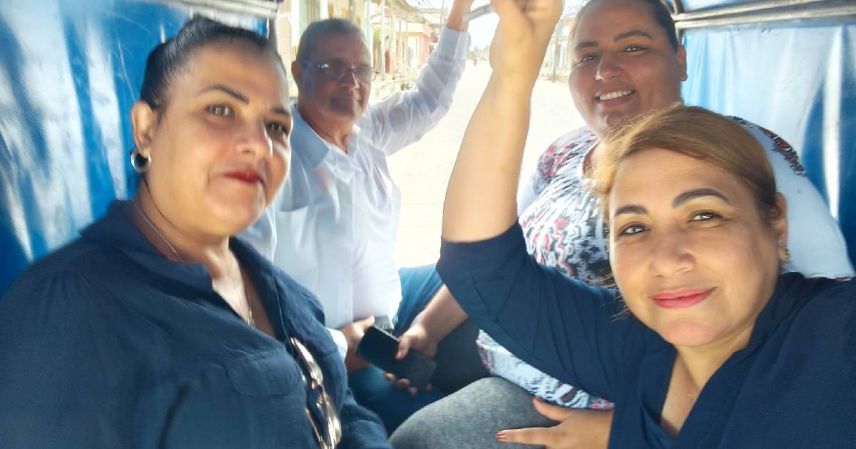 Susely Morfa Embarks on a Public Relations Stunt with Electric Tricycle in Caibarién