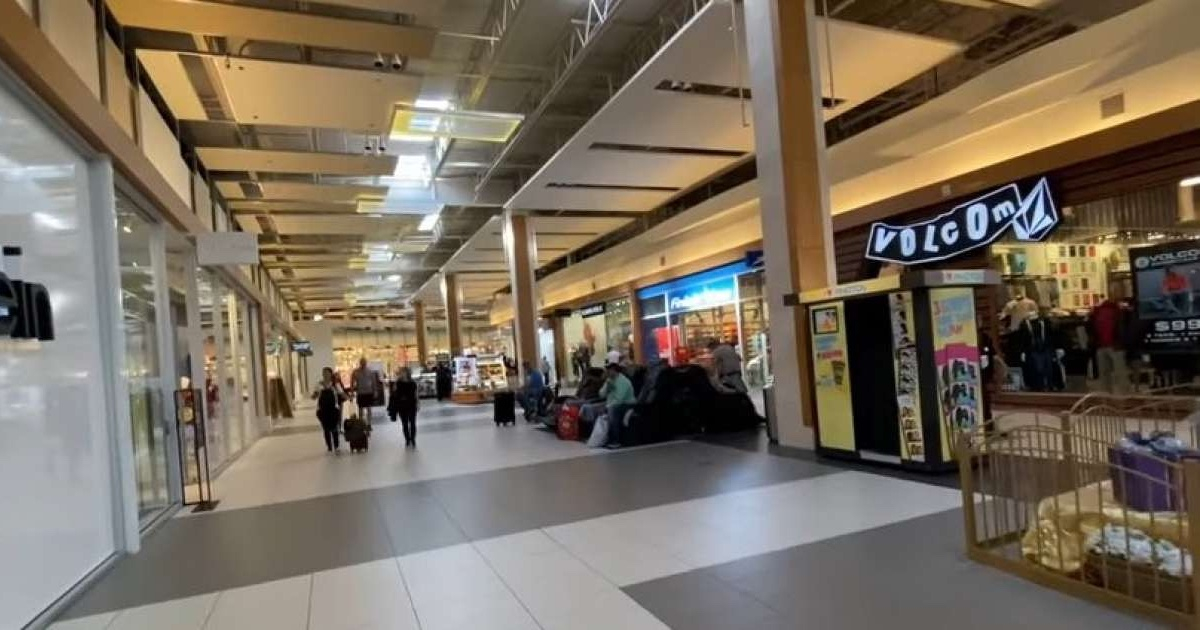 Bomb Threat at Miami's Dadeland Mall Sparks Security Sweep