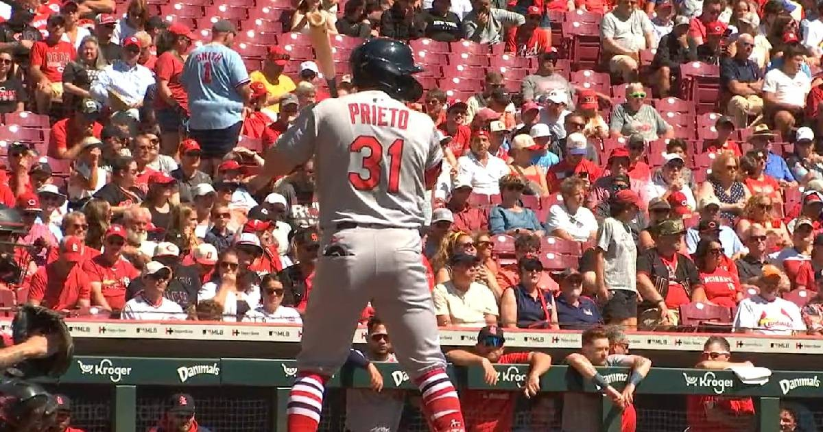 Cuban César Prieto shines in Triple-A: home run and astronomical average