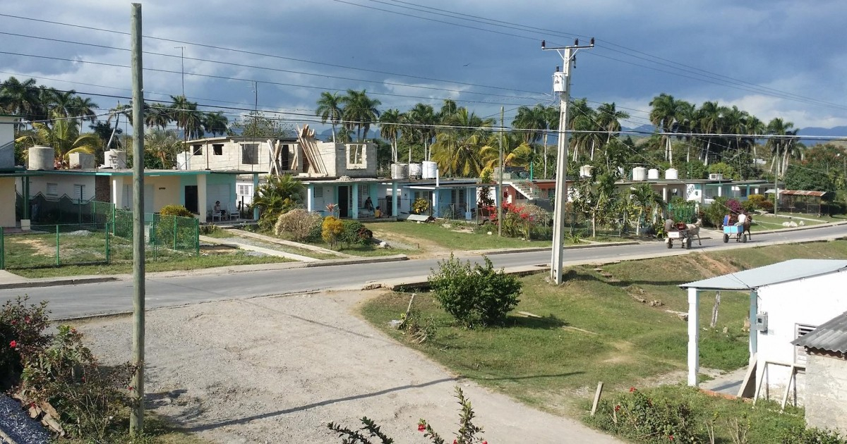 Over Two Years Without Water Service Leaves Pinar del Río Community Struggling