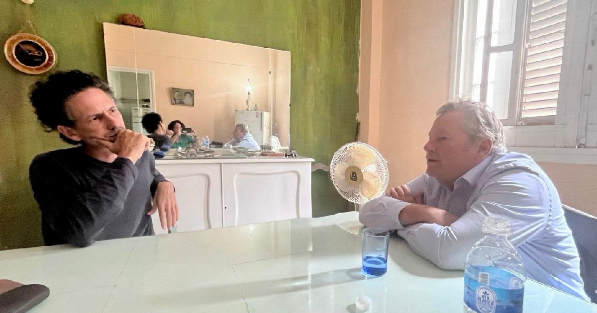 El diplomático Mike Hammer visitó al periodista y opositor Boris González Arenas © FB/Embajada de Estados Unidos en Cuba