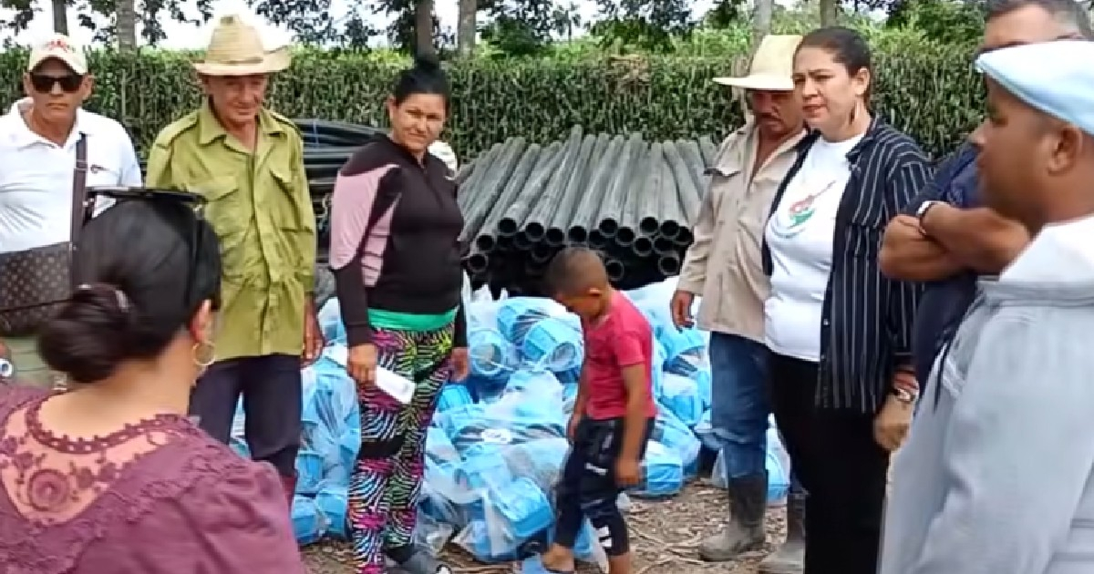 Farmers from Majibacoa in Las Tunas receive German donation to boost food production