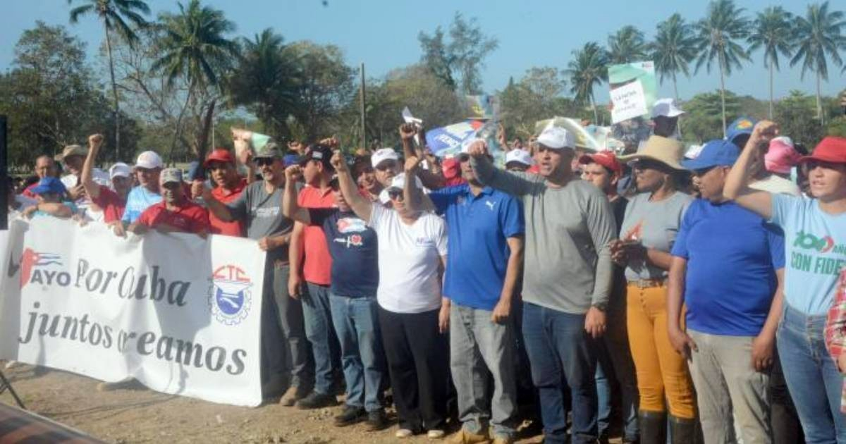 In the midst of the crisis, the regime is rallying for May 1st with a warlike tone against the U.S.