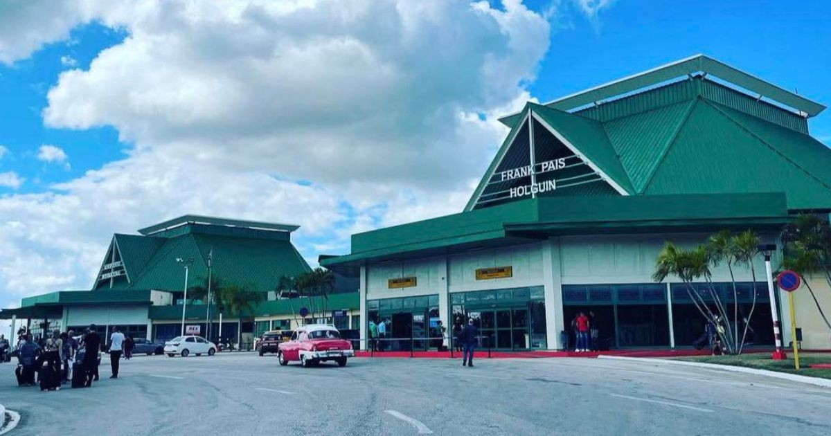 Passenger's Luggage Robbed at Holguín Airport: Perfumes, Cigarettes, and Documents Stolen