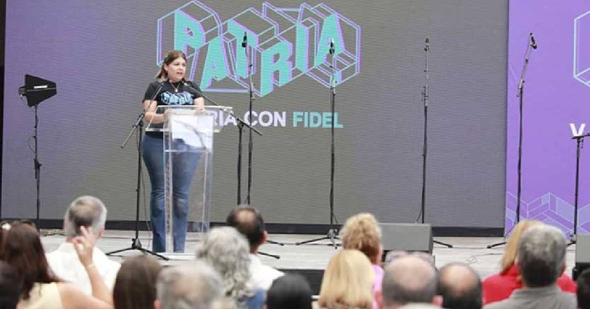 Cuba's New Loyalty Test: "My Signature for the Homeland" Campaign Launched by Regime