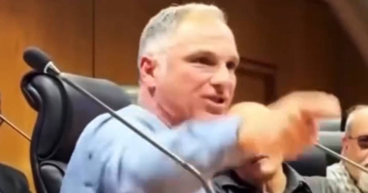 Cuban Voices Cry Out: A Raw Account of Life on the Island