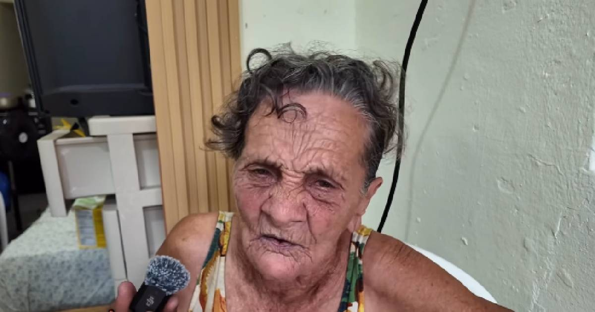 Cuban grandmother lashes out in tears against the dictatorship: "There are still people who support that."