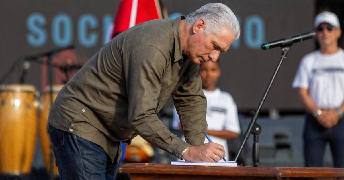 Díaz-Canel's Call for Signatures: "Cuba Charts Its Own Course"